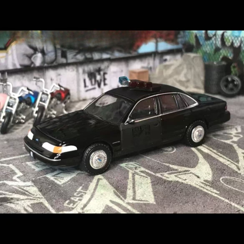 greenlight 1:64 1992 Ford Crow - đánh giá và giá Kids Toys Victoria